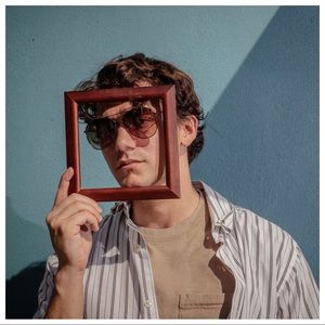 Meet your Posher, Alessandro